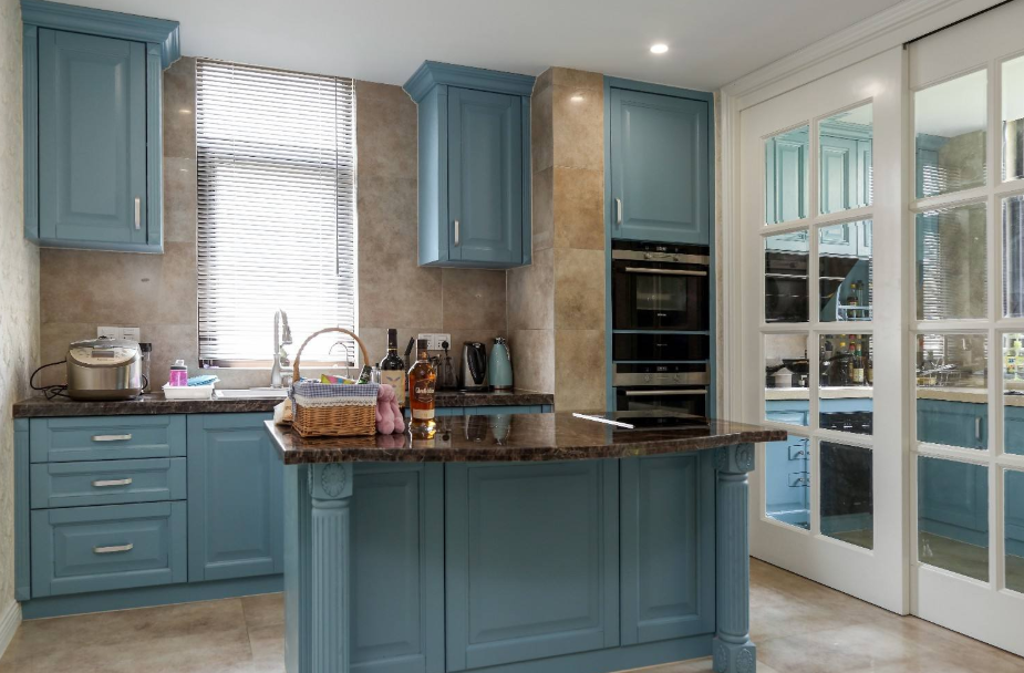 蓝色免漆板橱柜 蓝色免漆板橱柜